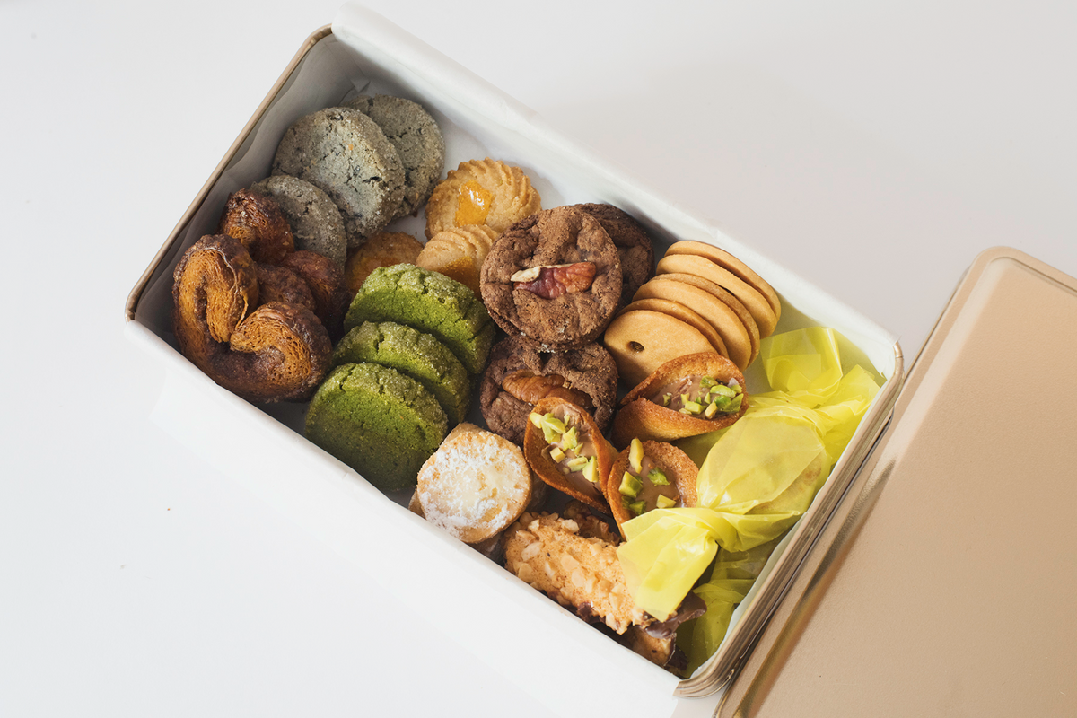 Patisserie Fouet - Assorted Cookie Tin (35pc)